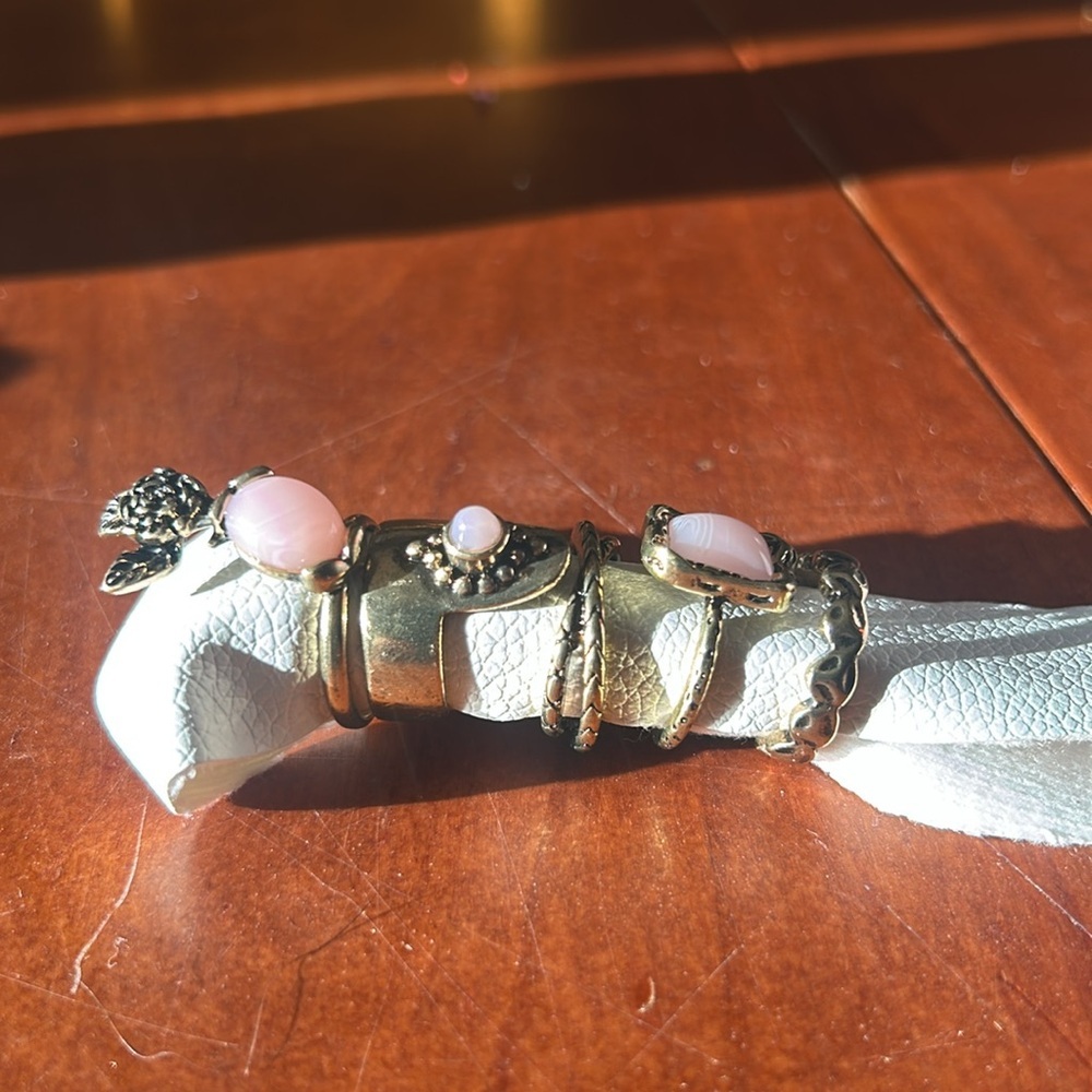 Free People ring stack in pink and gold. New - Picture 4 of 4